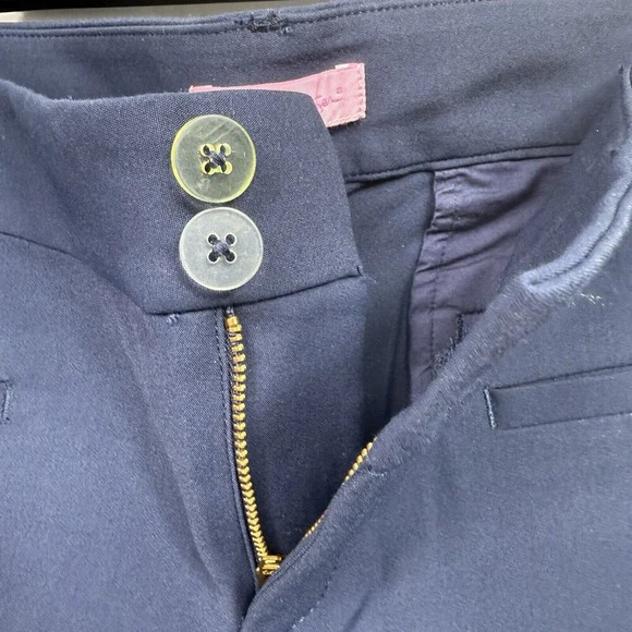 Lilly Pulitzer Joette Stretch Dinner Shorts Size 16 Midnight Navy Plus NWT *FLAW - Picture 8 of 8